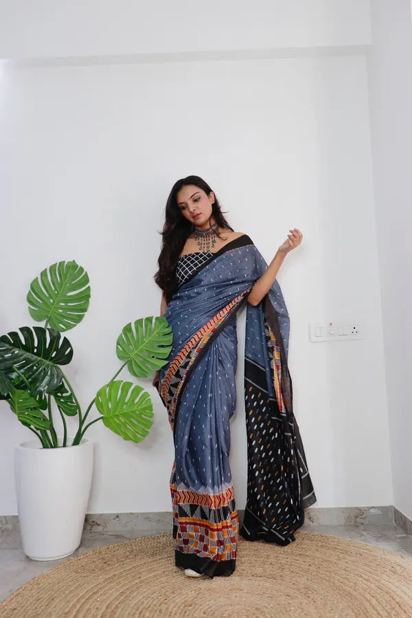HANDICRAFT_WOMEN'S_Ikkat_PRINT_PURE_SOFT_COTTON_SAREE_WITH_BLOUSE_PIECE_With_Blouse_Piece
